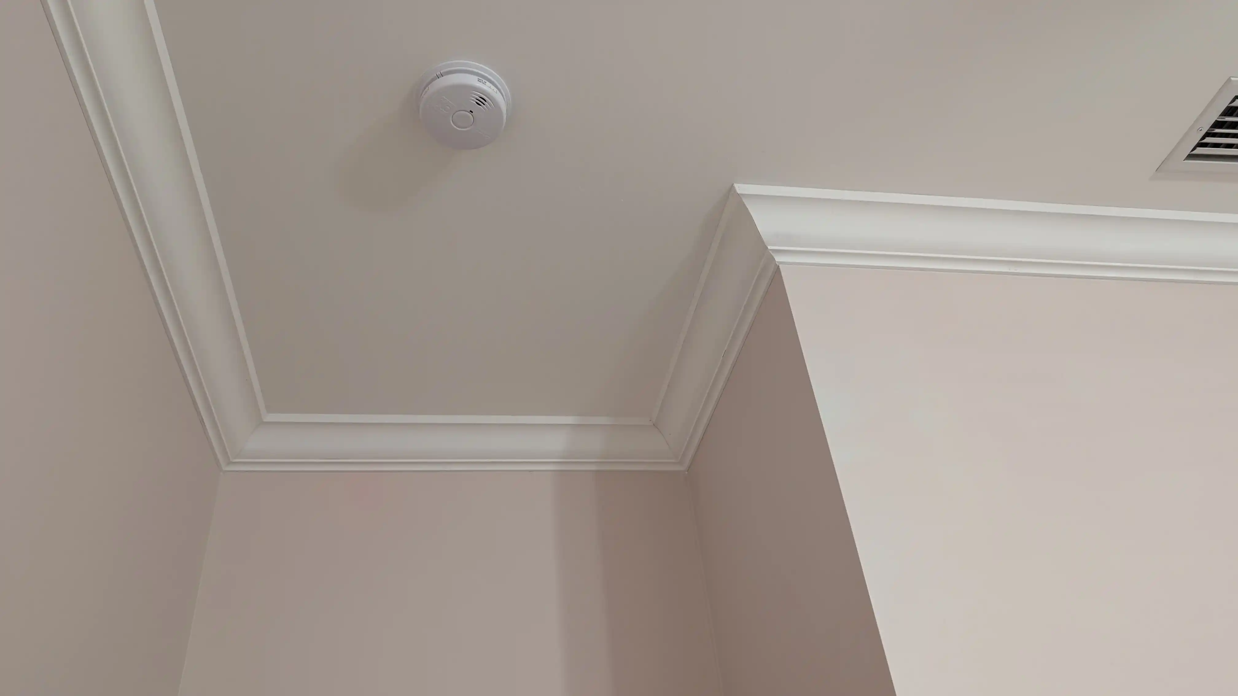 Precision Crown Molding on Uneven Walls